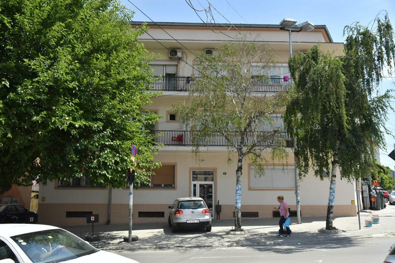 Apartmani Centar Κουμάνοβο Εξωτερικό φωτογραφία